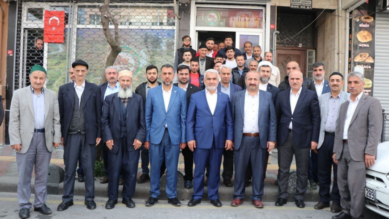 Yapıcıoğlu, Siirtliler Derneği'ni ziyaret ederek Erdoğan'a destek sözü aldı