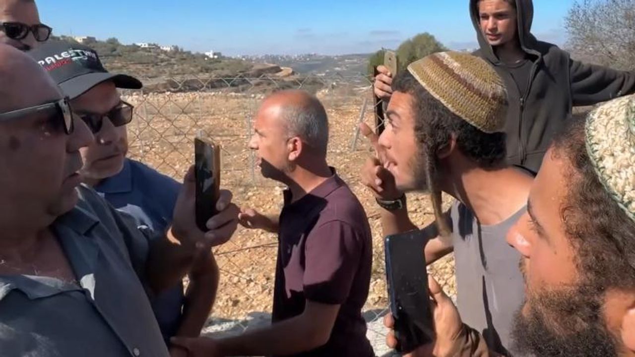 Zeytin Ağaçları Direnişin Sembolü: Yerleşimciler Filistinli Çiftçilere Saldırdı