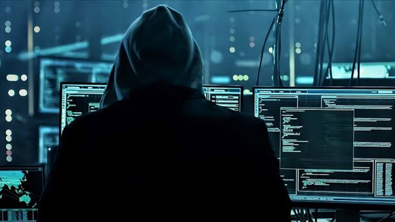 Hacker Grubu İsrail’in ‘Demir Işın’ Sistemine Sızdı: Gizli Belgeler Ele Geçirildi