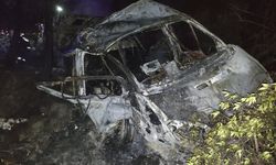 Adana'da Minibüs Faciası: 3 Ölü, 18 Yaralı!