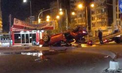 Diyarbakır'da İki Otomobil Çarpıştı: 12 Yaralı Var