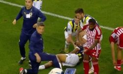Fenerbahçe'de Yıldız Futbolcu Sakatlık Geçirdi: Olympiakos Maçında Talihsiz An