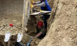 Çanakkale'de Toprak Kayması: Kurtarma Çalışmaları Devam Ediyor
