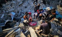 İşgal rejiminin Gazze'deki Meğazi kampını bombalaması sonucunda çok sayıda şehit var