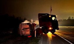 Samsun'da Tır Şarampole Devrildi: Karayolunda Trafik Kapatıldı!