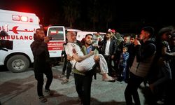 İşgal Ordusu Gazze'yi Vurdu: Son 24 Saatte En Az 40 Noktaya Saldırı!