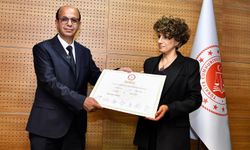 Prof. Dr. İlhan Geçit, Yeşilyurt Belediye Başkanlığı Görevine Başladı