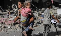 Gazze'deki Saldırılarda Yeni Şehitler: Son 24 Saatte 32 Filistinli Hayatını Kaybetti