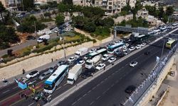 Gazze'deki Göstericiler, Kudüs Girişini Kapatıp Anlaşma İstiyor