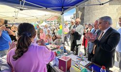 Erzurum'da İmam Hatipli Öğrencilerden Filistin Yararına Yıl Sonu Kermesi