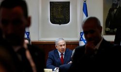 Netanyahu'nun Yolsuzluk Davasındaki Yarınki Duruşma, "Olağanüstü Koşullar" Nedeniyle İptal Edildi