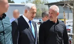 Netanyahu, Şin-Bet Direktörü Bar'ı Görevden Alıyor.