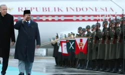 Cumhurbaşkanı Erdoğan, Endonezya Cumhurbaşkanını Ankara’da Resmi Törenle Karşıladı