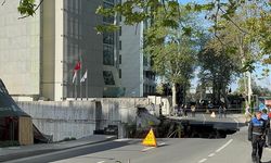 Maslak'ta yol çöktü, doğalgaz kesildi: Patlama paniği.