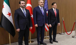 Antalya’daki NATO Toplantısında Türkiye, ABD ve Suriye Üçlü Görüşme Yaptı!