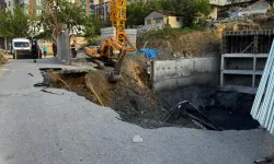 İstanbul Bağlarbaşı’nda Yol Çöktü: Doğal Gaz Hattı Zarar Gördü