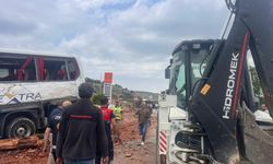 Çanakkale'de Feci Kaza: 8 Kişi Hayatını Kaybetti