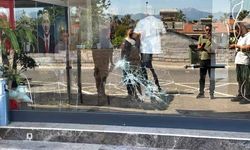 Fethiye’de AK Parti İlçe Başkanlığına Taşlı Saldırı