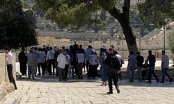 Siyonistler Mescid-i Aksa’ya Baskın Düzenledi