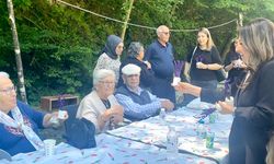 AK Kadınlar’dan Huzurevi Sakinlerine “Yaza Merhaba” Ziyareti