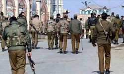 Belucistan'da bombalı saldırı: 7 Pakistan askeri öldü.
