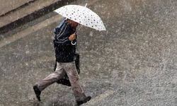 Meteoroloji, öğle saatlerinden itibaren Orta ve Doğu Karadeniz ile İç Anadolu’nun bazı illerinde kuvvetli sağanak uyarıs