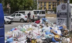 İzmir’de Çöp Manzarası Değişmiyor!