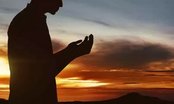 Namazdan Sonra Okunan Dua: “Allahümme ente's-selâm”ın Hükmü ve Anlamı