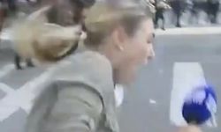 Los Angeles'ta muhabir protestoda polis tarafından vuruldu
