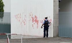 Berlin’de Gazze Eylemi: Başbakanlık Binasına Kırmızı Boya
