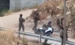 İsrail Askerleri Nablus'ta İki Filistinli Genci Şiddetle Darp Etti: Görüntüler Tepki Çekti