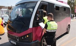 Yalova’da Minibüslere Sıkı Denetim: Klima ve Evrak Kontrolü Yapıldı