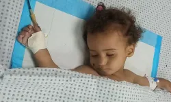 Gazze’de Bir Çocuk Daha Açlıktan Şehit Oldu, Dünya Yine Sessiz