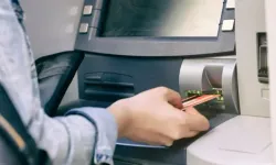 ATM’lerin Kart Yutmasının Perde Arkası: Güvenlik Protokolü