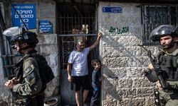 İşgal Zindanlarında Katliam: 75 Filistinli Şehit Edildi