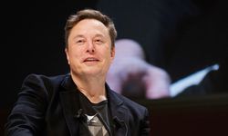Elon Musk Robot Ordusu Kuruyor: Tesla’yı Yapay Zeka İmparatorluğuna Taşıyor