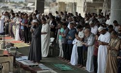Gazze’de Enkaz Altında Kalan Camilerde Yeniden Ezan Yankısı!