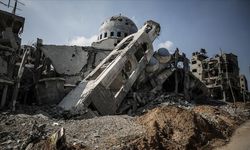 Gazze’nin Asırlık Camileri İsrail Bombalarıyla Haritadan Silindi