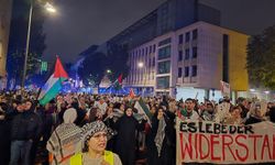 Frankfurt’ta Binlerce Kişiden Filistin’e Destek: Siyonizme Yasak Getirin!