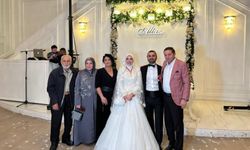 Yalova’da AK Parti Kadın Kolları’ndan Samimi Bir Düğün Ziyareti