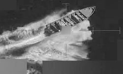 ABD, Pasifik’te Uyuşturucu Şüphesiyle Bir Tekneyi Daha Vurdu: 3 Kişi Hayatını Kaybetti