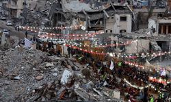 Gazze’de Enkazın Gölgesinde Ramazan: Çadırlarda Kurulan Sofralar Umudu Yaşatıyor