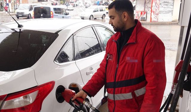 Sürücülerden Yükselen Tepki: Akaryakıt Zamlarına Dur Denilmeli