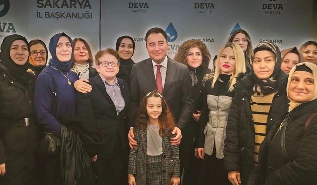 DEVA Partisi Sakarya'da Başkan Adaylarını Açıkladı! Ali Babacan, Sakarya Büyükşehir Belediye Başkan Adayını ve İlçe Adaylarını Tanıttı.