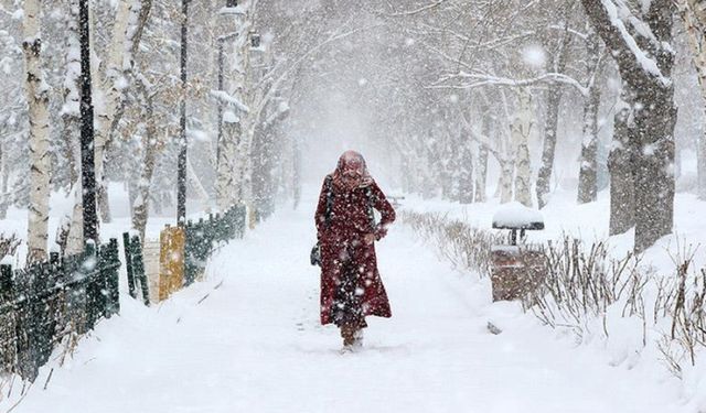 Hava Sıcaklıklarında Büyük Düşüş: İstanbul'u Yarın Soğuk Bir Gün Bekliyor!