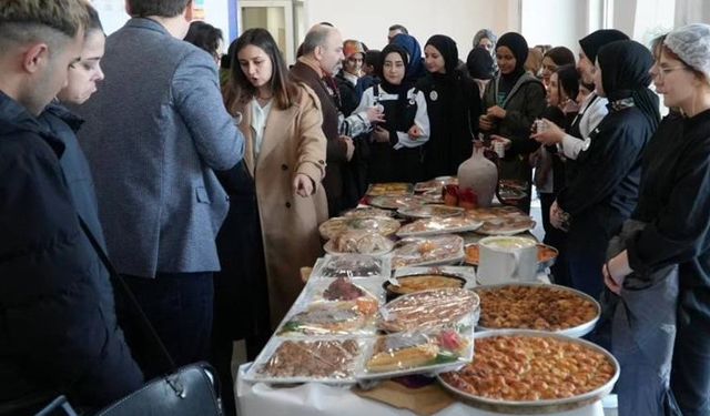 Yalova Üniversitesi'nde Kültürler Buluşması ve Gastronomi Sergisi