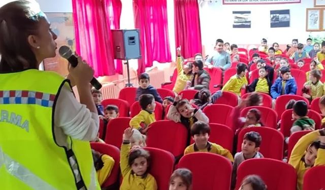 Yalova'da Öğrenci ve Ailelere Güvenlik Eğitimi Verildi