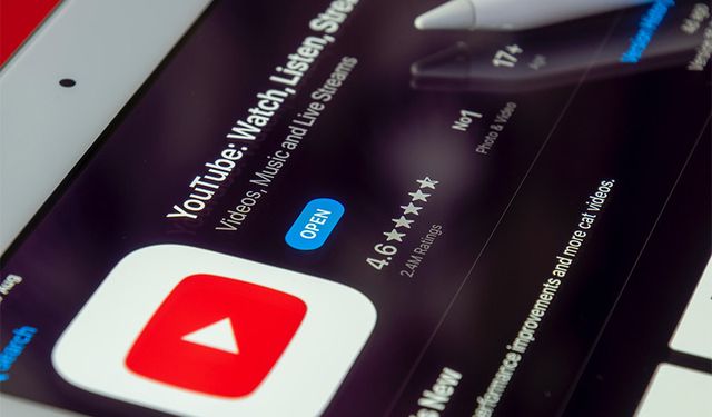 YOUTUBE'A YENİ ÖZELLİK: MIRILDANARAK ŞARKI ARANABİLECEK