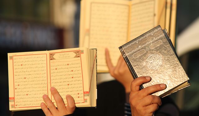 Doç. Dr. Yalçın: Kur'an ile Bağını Gevşeten Toplumlar Kendi Sonunu Hazırlıyor