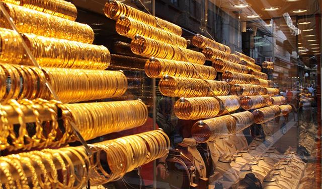 İslam Memiş: Gram Altın 3000 Lirayı Aşacak, Piyasalar Hareketlenecek!